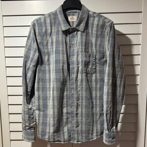 Marine Layer Pinwale corduroy button down shirt size medium